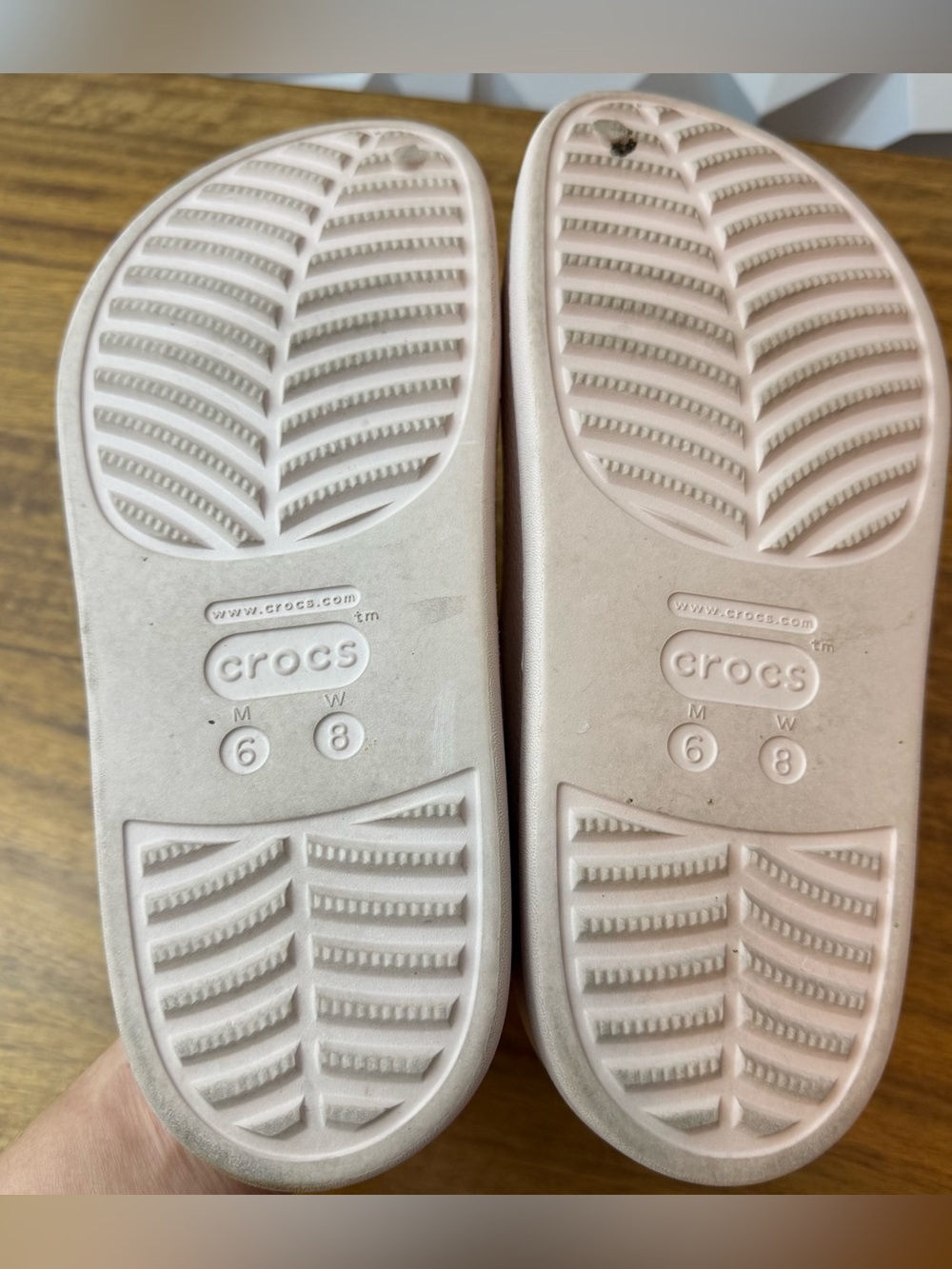 Crocs Dylan women’s Clogs Size 8 - Picture 6 of 6